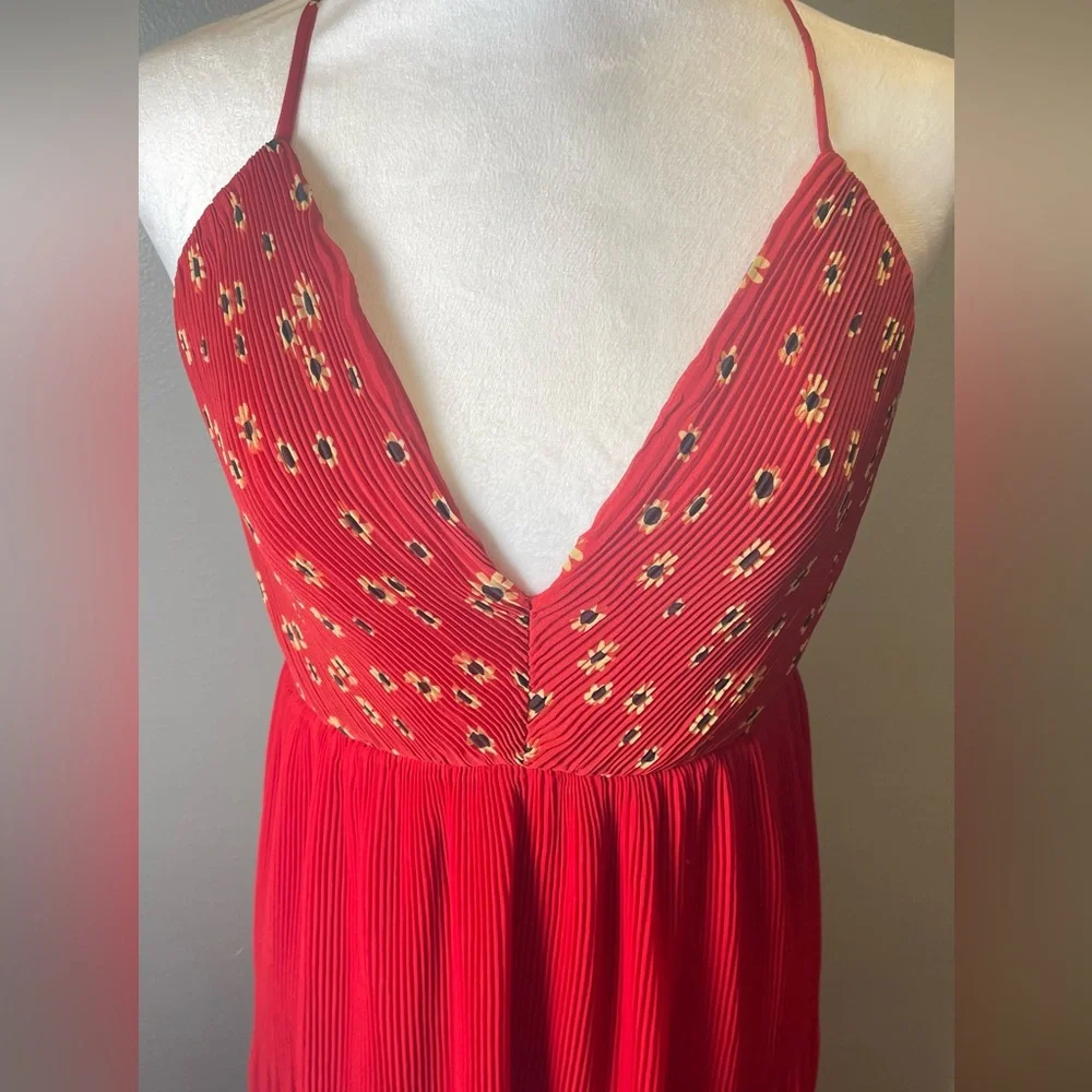 Free People x Fame Women's Kayla Maxi Gown Red Pleated Sunflowers Size 6‎